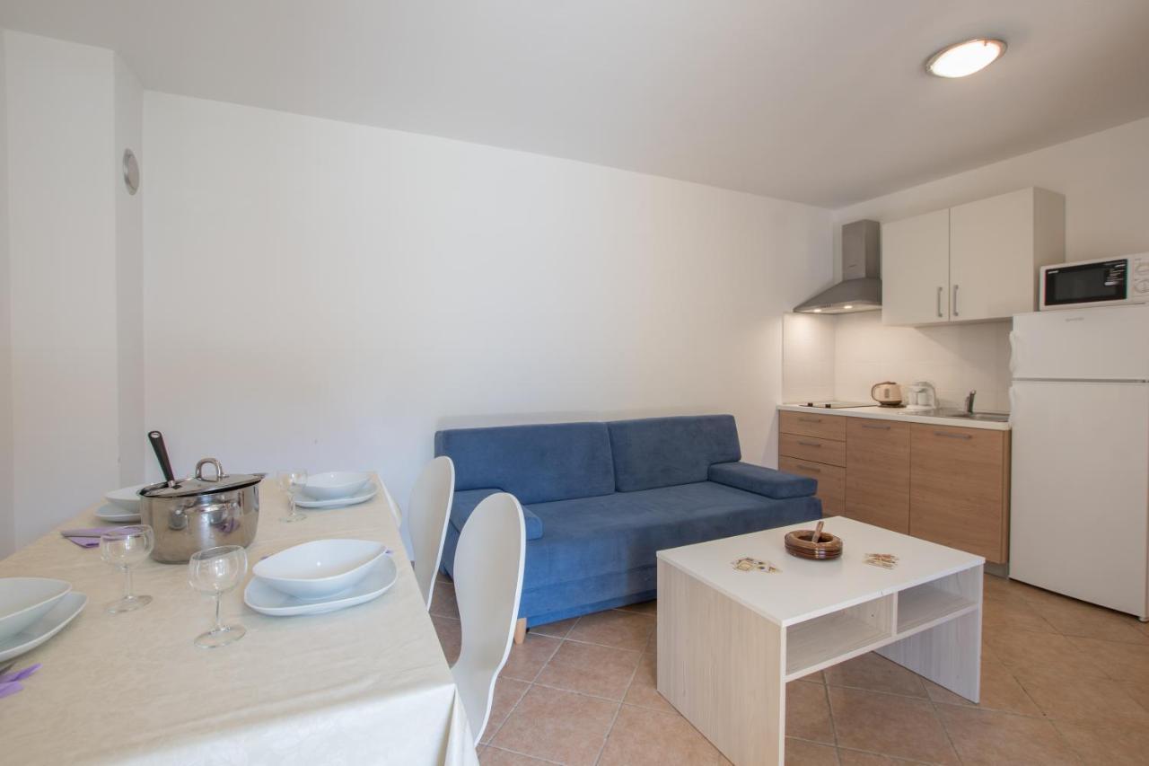 Apartmani Svjetionik Umag Bagian luar foto